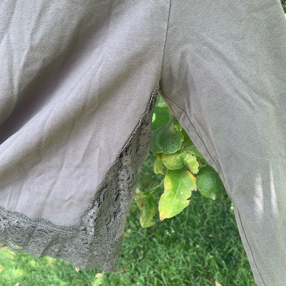 olive green long sleeve - Picture 2 of 2